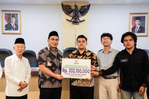 Janji Gubernur Jateng Terpenuhi, 162 Mahasiswa Terdampak Banjir Sumatera Terima Bantuan Biaya Indekos Rp 332,1 Juta